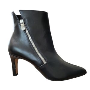 Adrienne Vittadini Sondy Kitten Heel Zip Ankle Boots Sz 7.5M